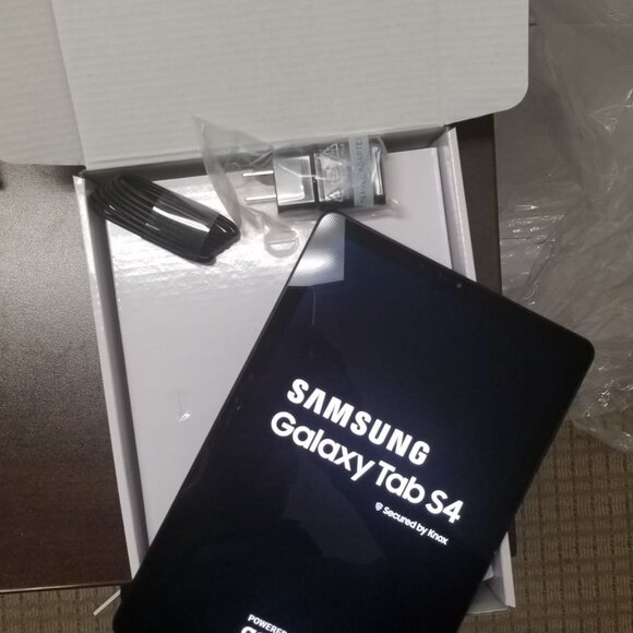 Samsung Galaxy TAB S4 Pen  64GB,10.5"; WiFi+SIM Unlocked. Good!!! - Picture 1 of 11